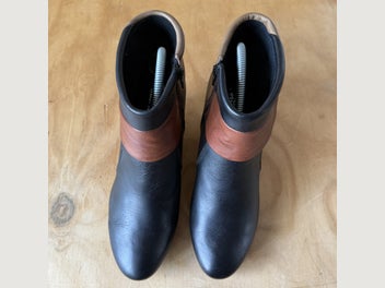 Image 1 of 5