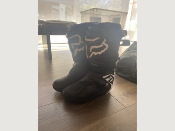 Image 1 of 3