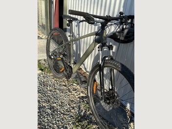 Image 1 of 7