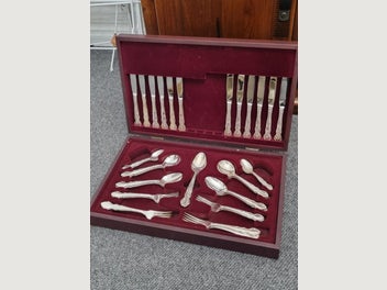 Image 1 of 2