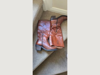 Image 1 of 8