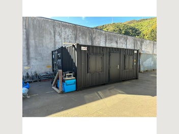 Image 1 of 4