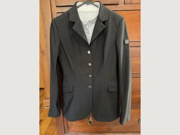 Image 1 of 6