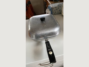 Image 1 of 5