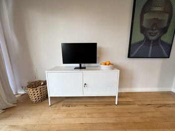 Image 1 of 4