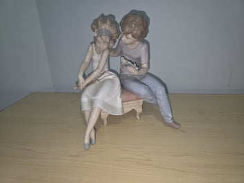 Image 1 of 4