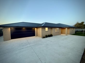 Image 1 of 1