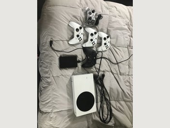 Image 1 of 8