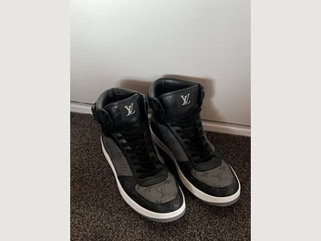 Image 1 of 6