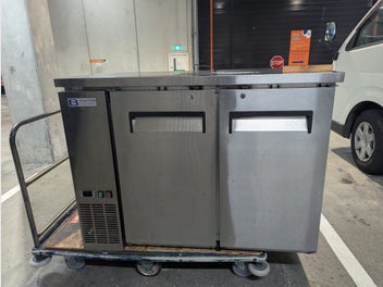 Image 1 of 6