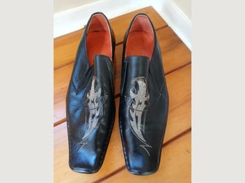 Image 1 of 8