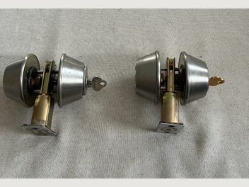 Image 1 of 4