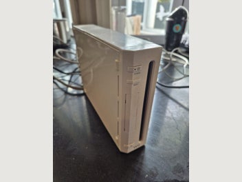Image 1 of 8