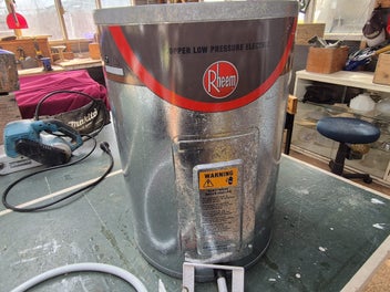 Image 1 of 4
