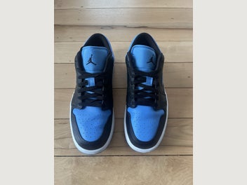 Image 1 of 4