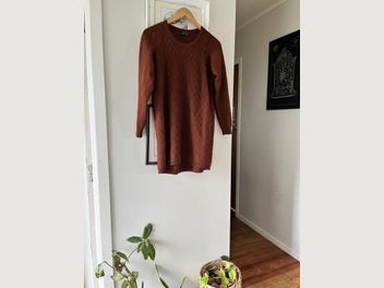 Image 1 of 10