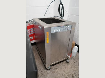 Image 1 of 3