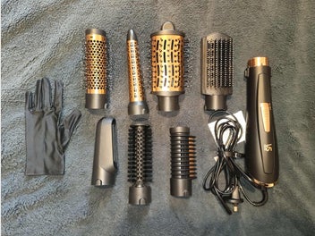 Image 1 of 5