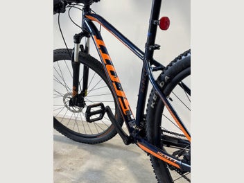 Image 1 of 9