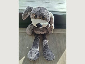 Image 1 of 5