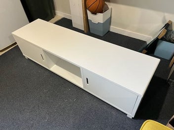 Image 1 of 6