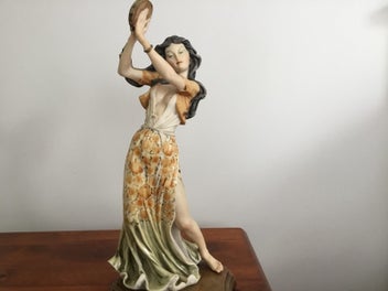 Image 1 of 5