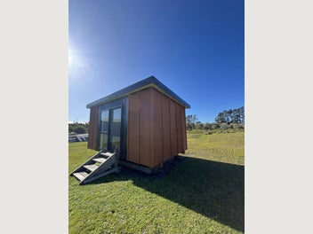 Image 1 of 7