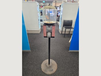 Image 1 of 6