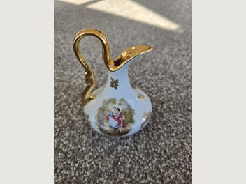 Image 1 of 7