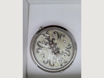 Image 1 of 8