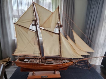 Image 1 of 7
