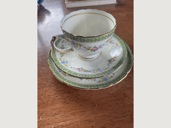 Image 1 of 8