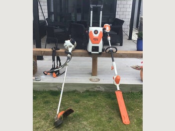 Image 1 of 4