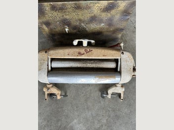 Image 1 of 3