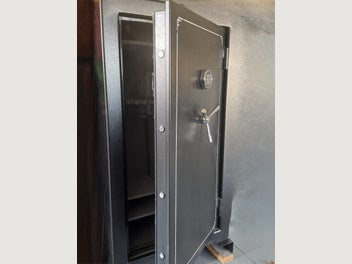 Image 1 of 6