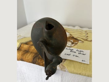 Image 1 of 3