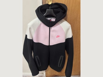 Image 1 of 8