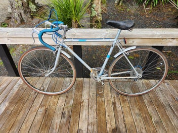 Image 1 of 4