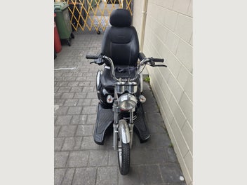 Image 1 of 4