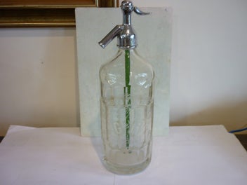 Image 1 of 7