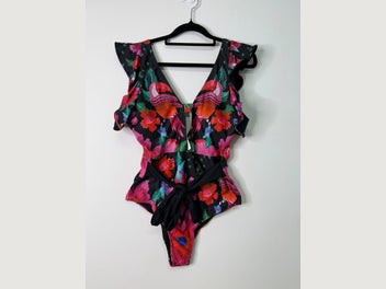 Image 1 of 6