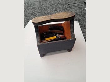 Image 1 of 5