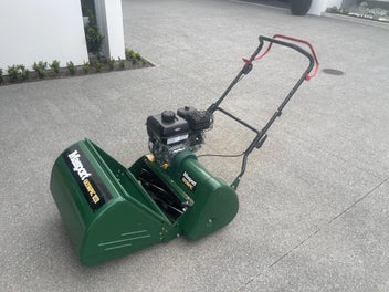 Image 1 of 5