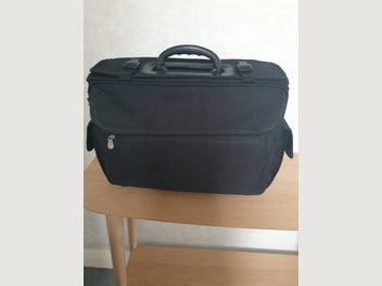 Image 1 of 7