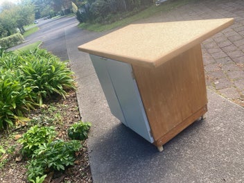 Image 1 of 5