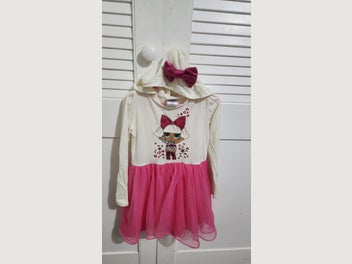 Image 1 of 4