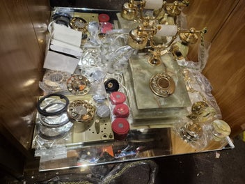 Image 1 of 7