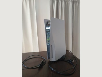 Image 1 of 5