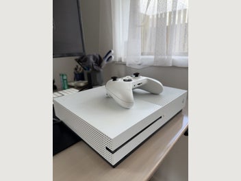 Image 1 of 2