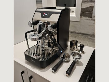 Image 1 of 8